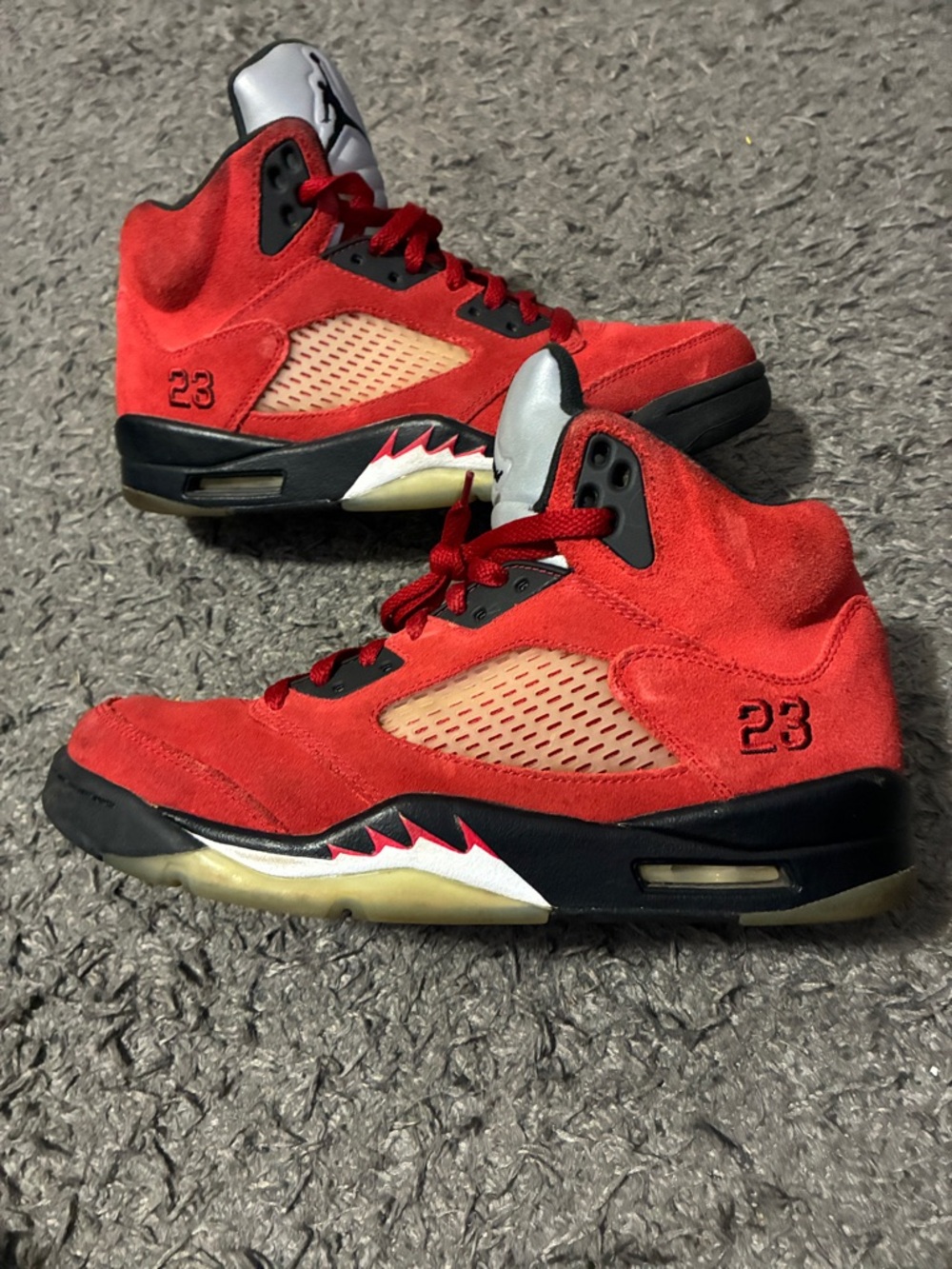 Jordan 5 raging bull